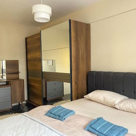 Comfy - Spacious Flat On The Kadikoey Seaside Apartment อิสตันบูล ภายนอก รูปภาพ